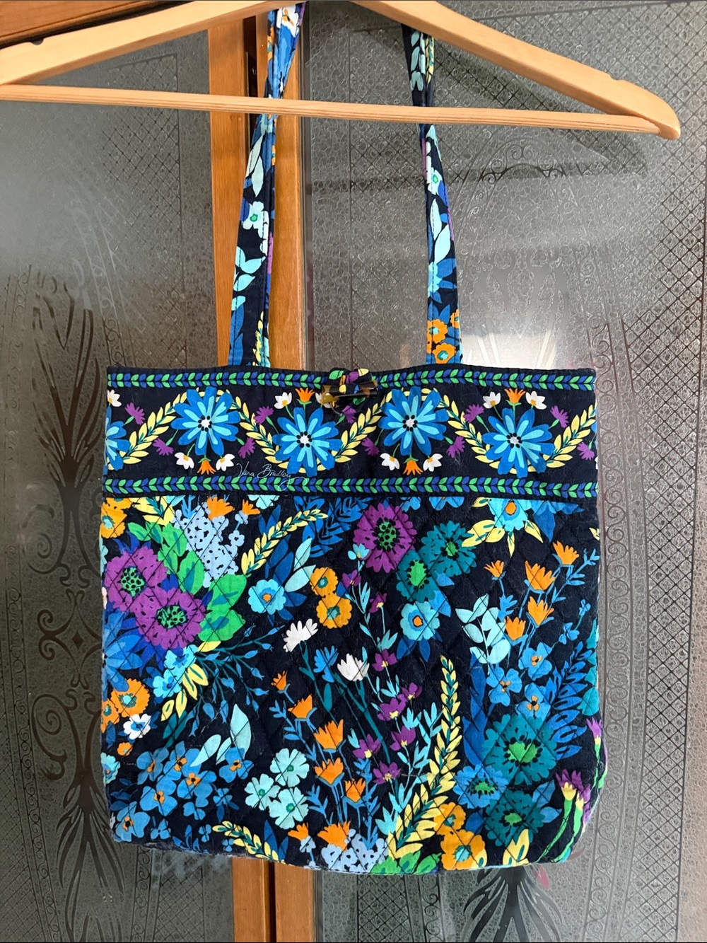 Vera Bradley Retired midnight blue Floral Quilted Navy Tote Bag